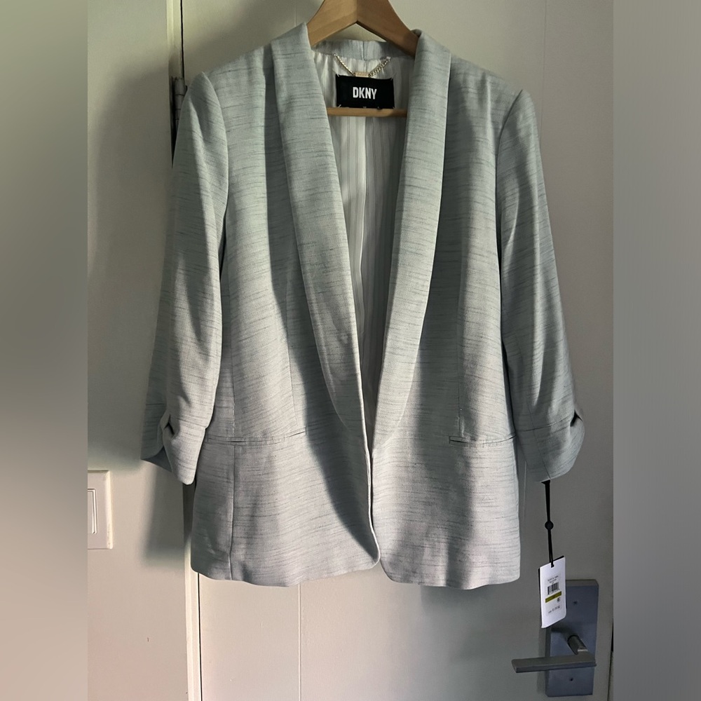 DKNY suit jacket. Size 14 petite NWT
